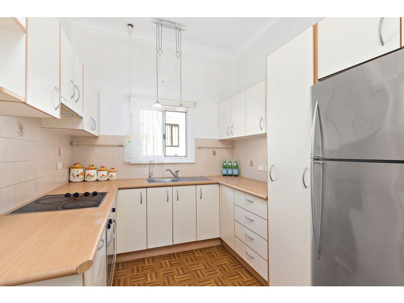 62 Benaroon Road, Lakemba NSW 2195