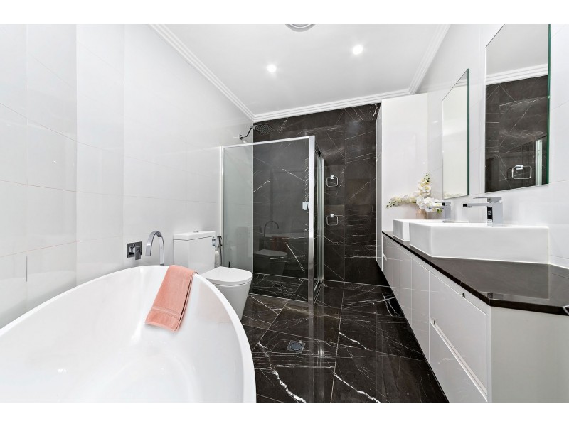 2/68 Mons Street, Lidcombe NSW 2141