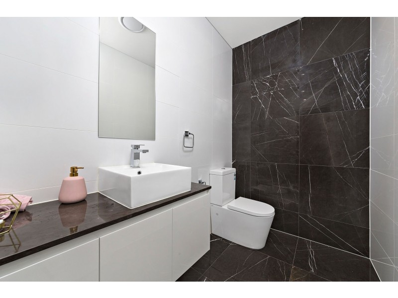 2/68 Mons Street, Lidcombe NSW 2141