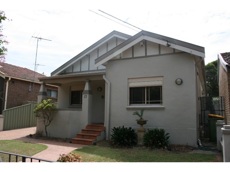 17 James Street, Strathfield South NSW 2136