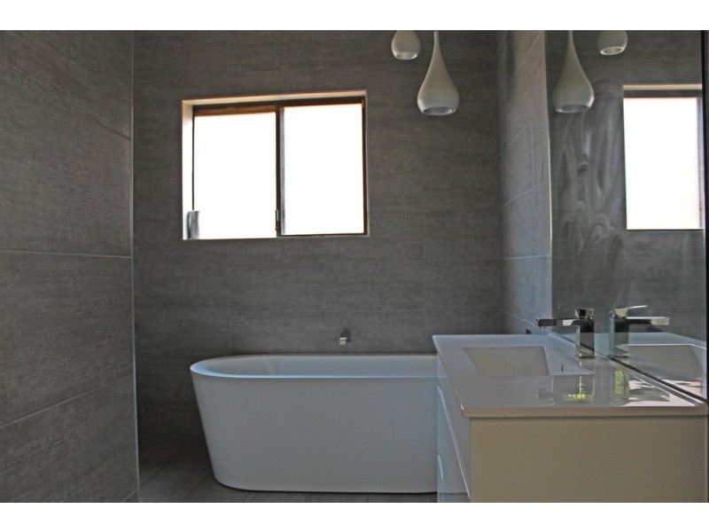 32 Waratah Street, Canterbury NSW 2193