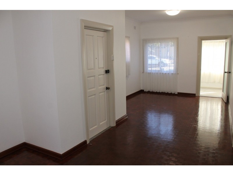 18 Hillcrest Avenue, Strathfield NSW 2135