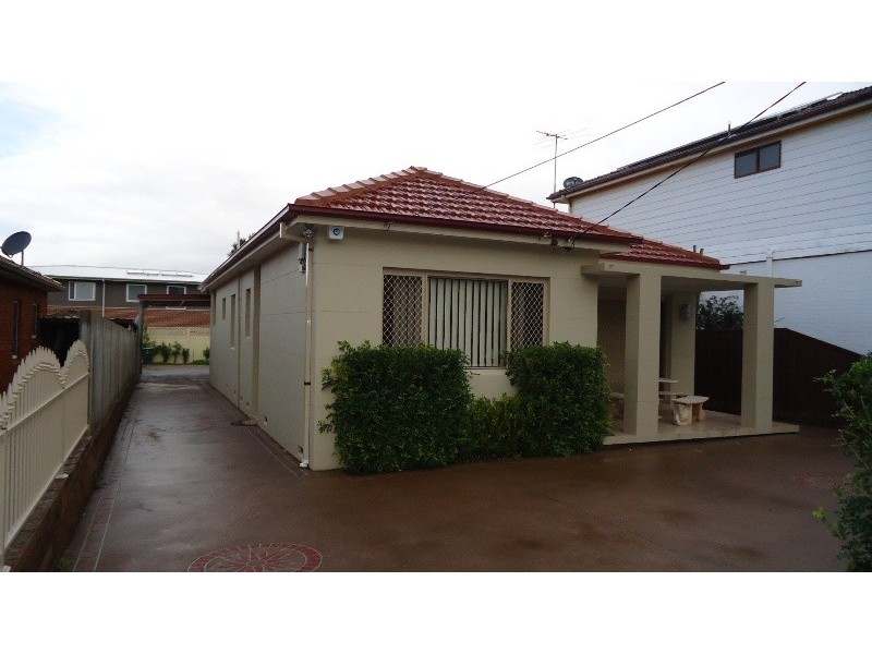 16 Clarence Street, Belfield NSW 2191
