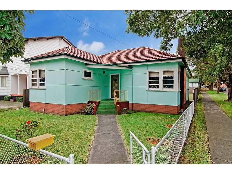 15 Chiswick Street, Strathfield South NSW 2136