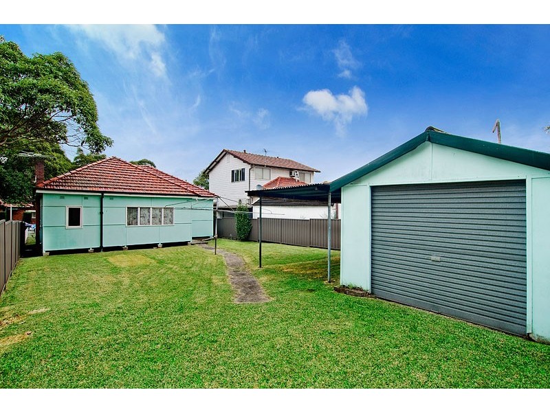 15 Chiswick Street, Strathfield South NSW 2136