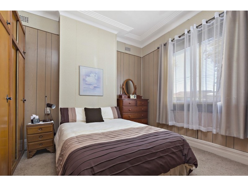 6 Shelley Street, Campsie NSW 2194