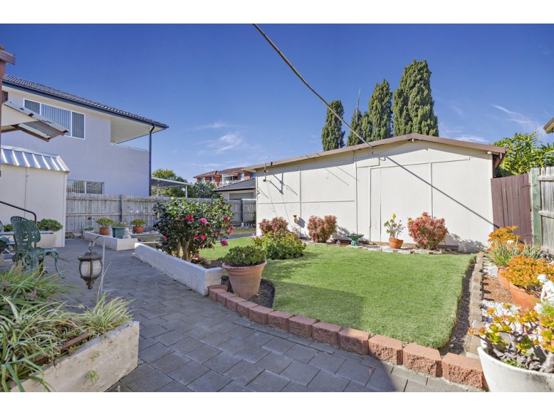 6 Shelley Street, Campsie NSW 2194