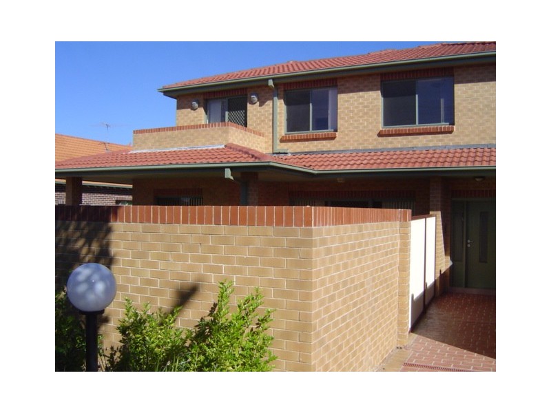 1/56 Benaroon Road, Belmore NSW 2192