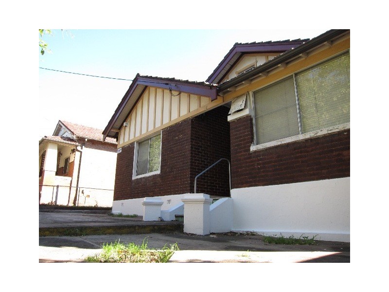22 Oak Street, Ashfield NSW 2131