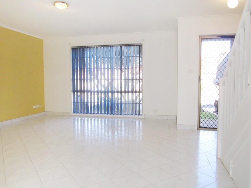 10 Sugarwood Grove, Greenacre NSW 2190