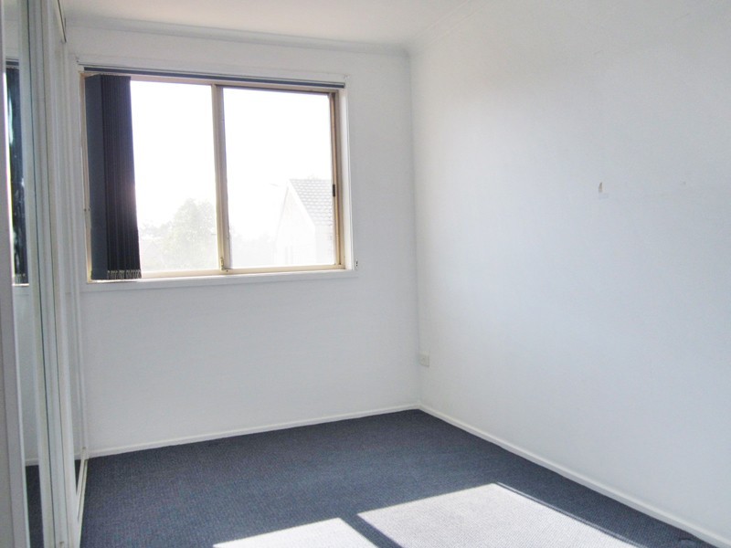 10 Sugarwood Grove, Greenacre NSW 2190