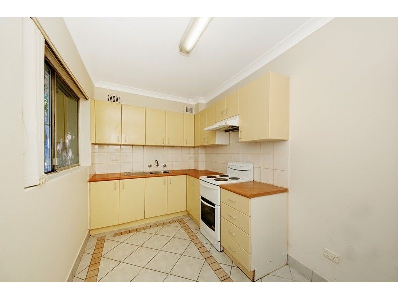 2/42 Elizabeth Street, Ashfield NSW 2131