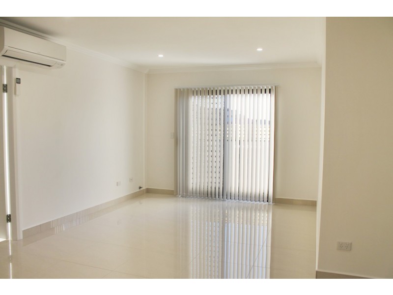 17a Maiden Street, Greenacre NSW 2190