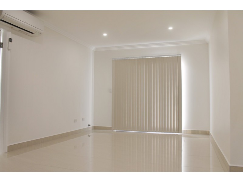 17a Maiden Street, Greenacre NSW 2190