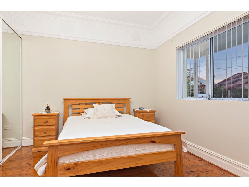 77 Floss Street, Hurlstone Park NSW 2193