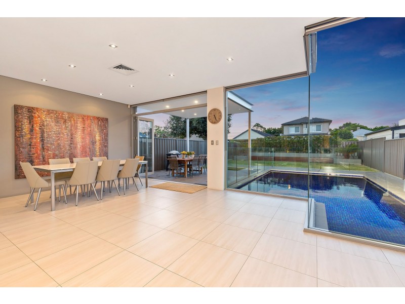 4 Lyminge Road, Croydon Park NSW 2133