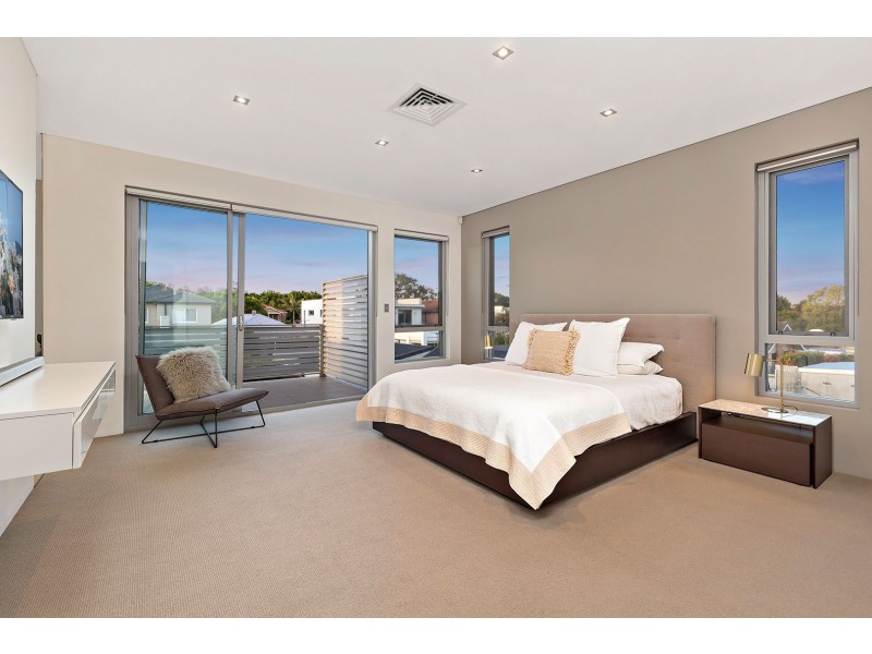 4 Lyminge Road, Croydon Park NSW 2133