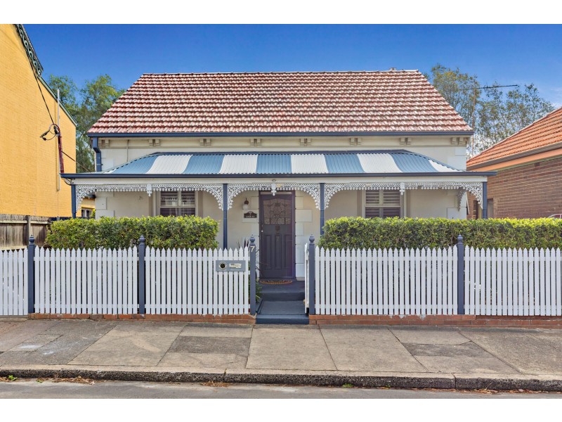 7 Lion Street, Croydon NSW 2132