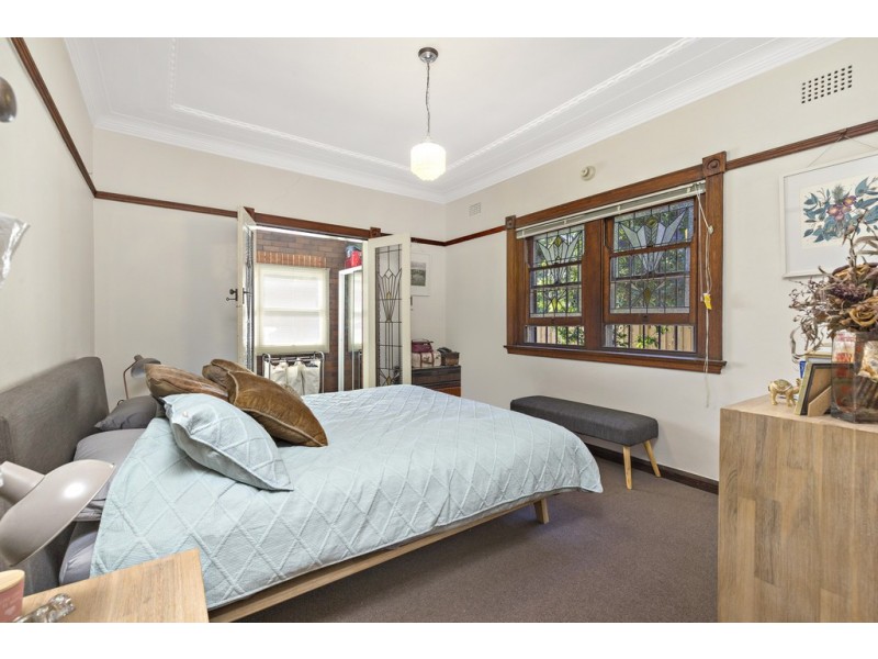 122 Victoria Street, Ashfield NSW 2131