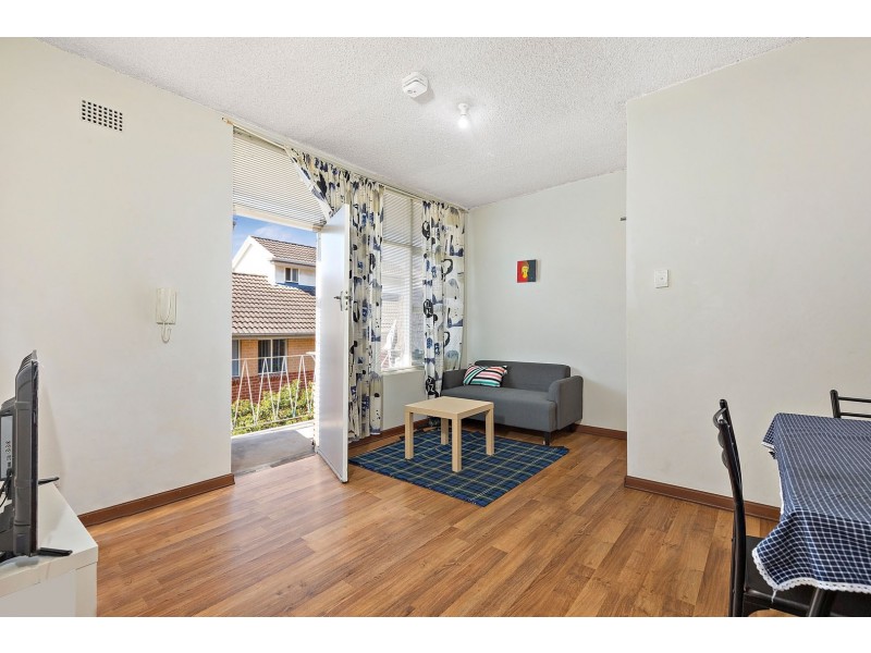 9/33 Alt Street, Ashfield NSW 2131