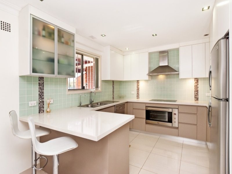 1 Kareela Crescent, Greenacre NSW 2190