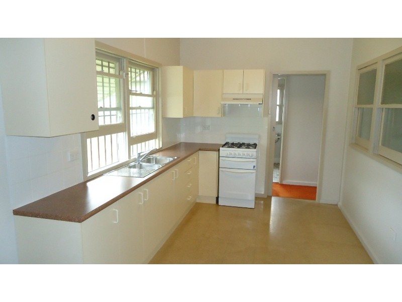 15 Excelsior Avenue, Belfield NSW 2191