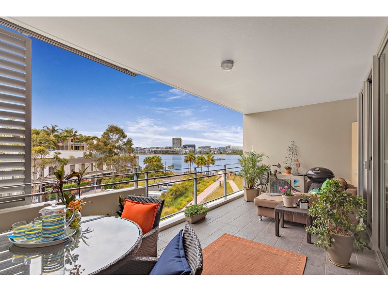 213/3 Amalfi Drive, Wentworth Point NSW 2127