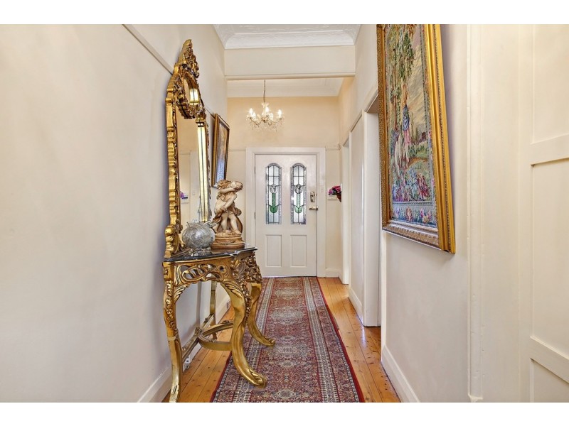 11 Victoria Street, Ashfield NSW 2131