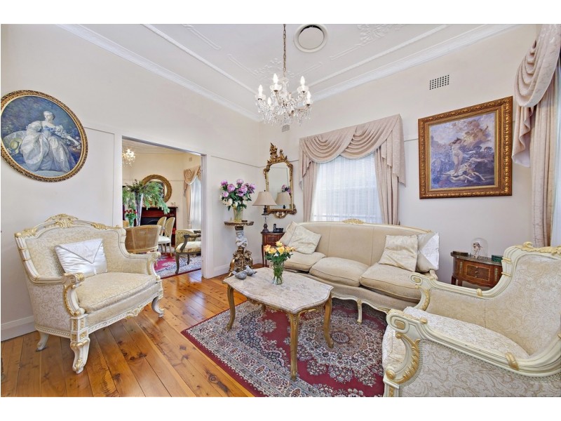 11 Victoria Street, Ashfield NSW 2131