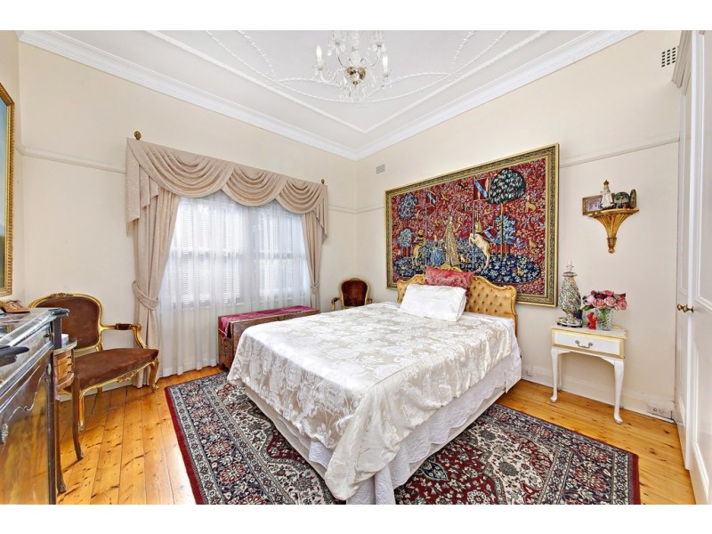 11 Victoria Street, Ashfield NSW 2131