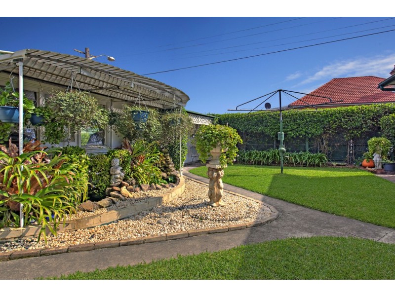 11 Victoria Street, Ashfield NSW 2131