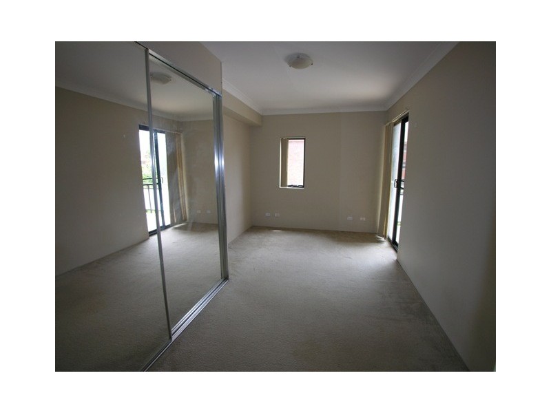 8/6-8 Russell Street, Strathfield NSW 2135