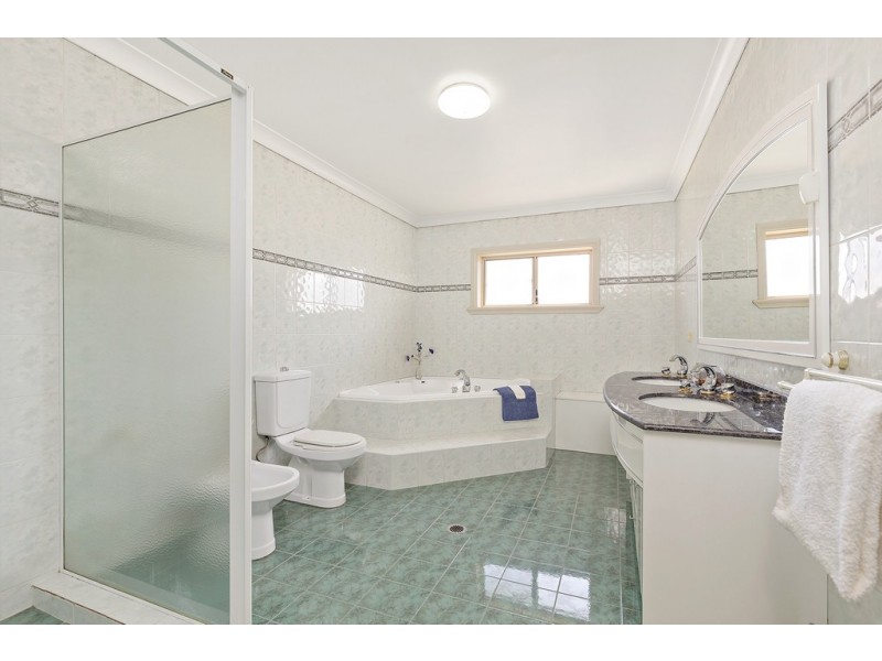 2 Eden Avenue, Croydon Park NSW 2133