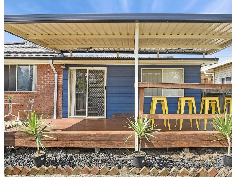 16 Heywood Close, Hinchinbrook NSW 2168