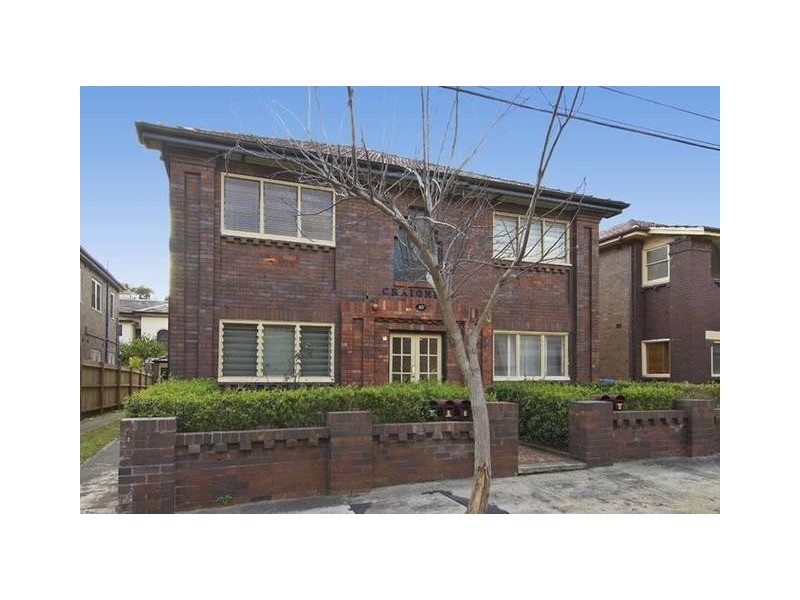 2/10 Grainger Avenue, Ashfield NSW 2131