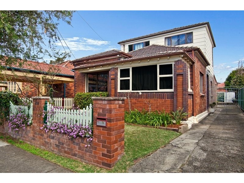 26 Indiana Avenue, Belfield NSW 2191