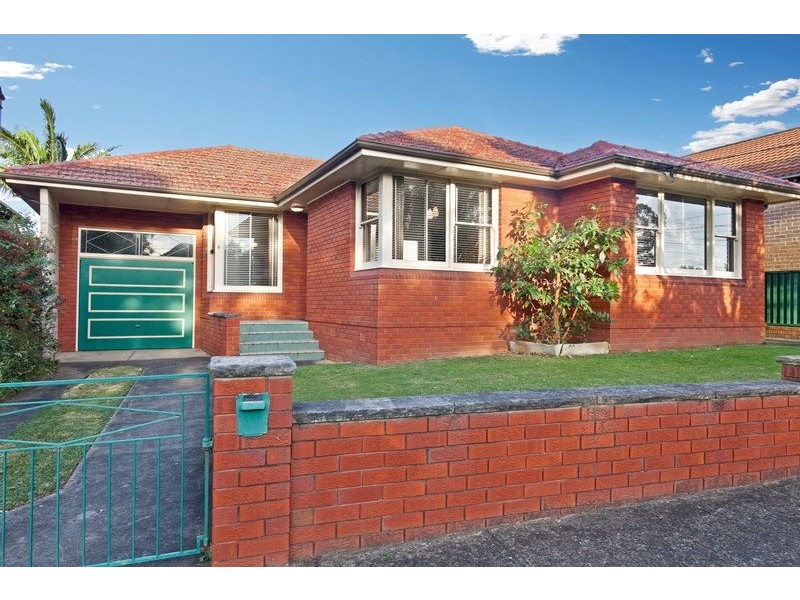 6 Hardy Street, Ashfield NSW 2131