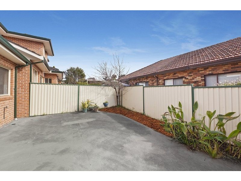 2/6 First Avenue, Belfield NSW 2191