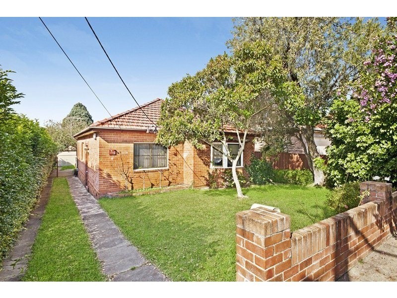 34 Waratah Street, Croydon Park NSW 2133