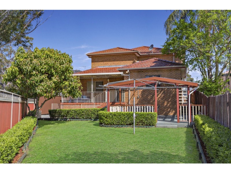 2 Eden Avenue, Croydon Park NSW 2133