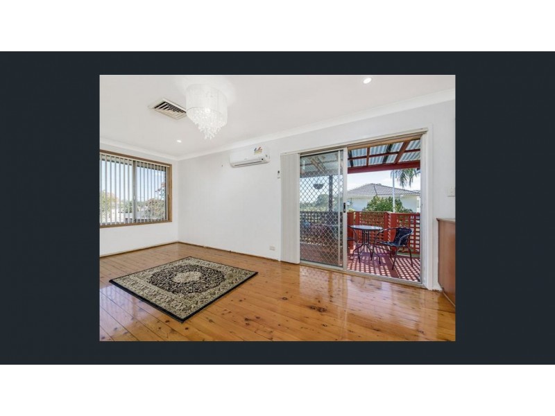 4 Josephine Crescent, Georges Hall NSW 2198