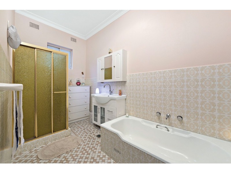 84 Waratah Street, Croydon Park NSW 2133