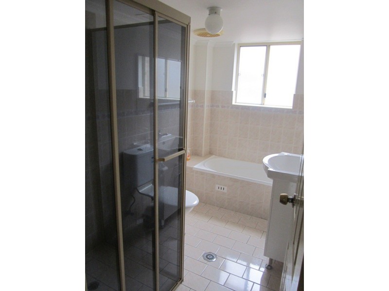 3/64-66 Cairds Avenue, Bankstown NSW 2200