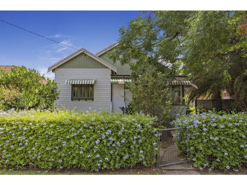 1 The Causeway, Strathfield South NSW 2136