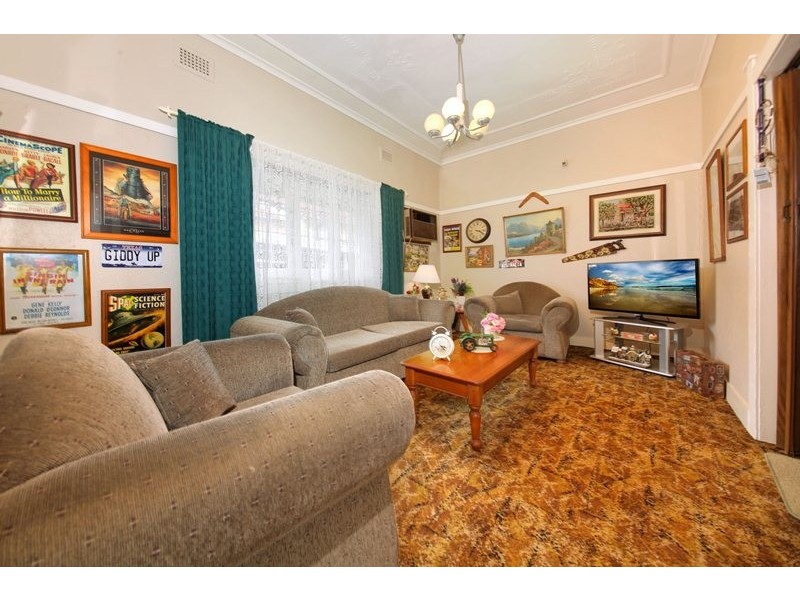 51 Linthorn Avenue, Croydon Park NSW 2133