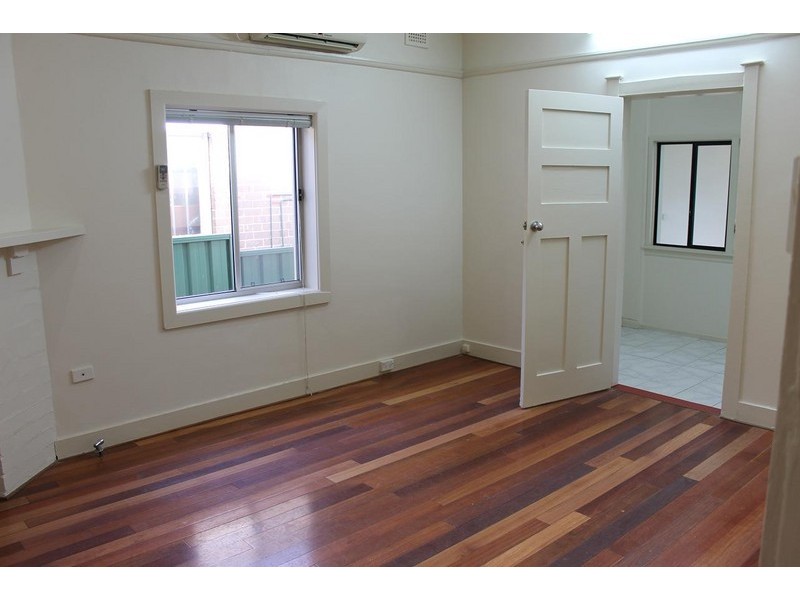 17 Smallwood Avenue, Homebush NSW 2140