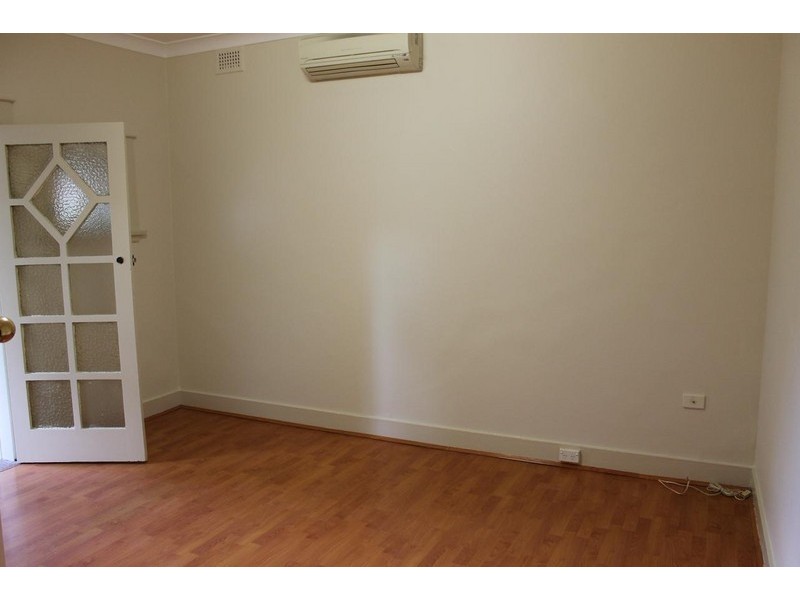 17 Smallwood Avenue, Homebush NSW 2140