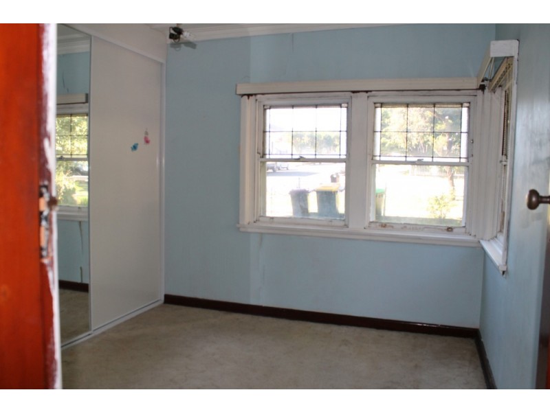 98 Benaroon Road, Belmore NSW 2192