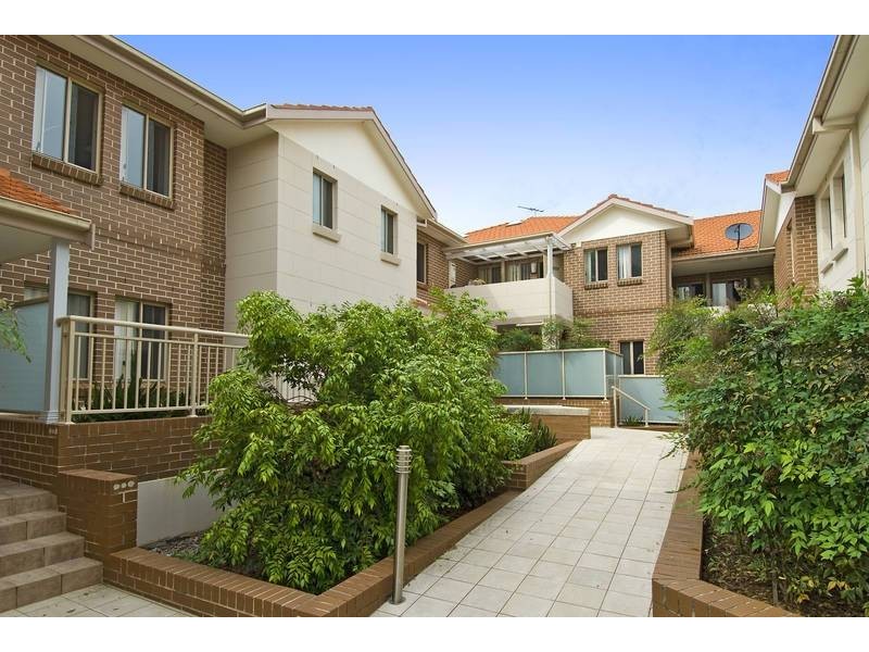 14/70-74 Burwood Road (Cnr Lily Street), Burwood Heights NSW 2136