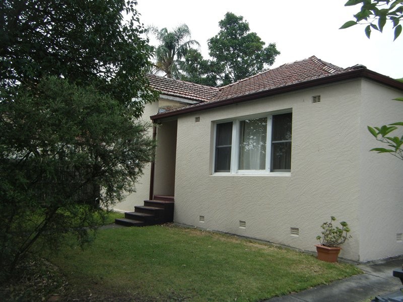 2/4 Angel Road, Strathfield NSW 2135